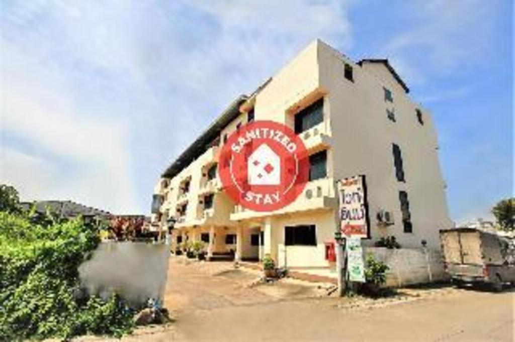Oyo 383 White 2* Ban Khlong Lat Bua Khao