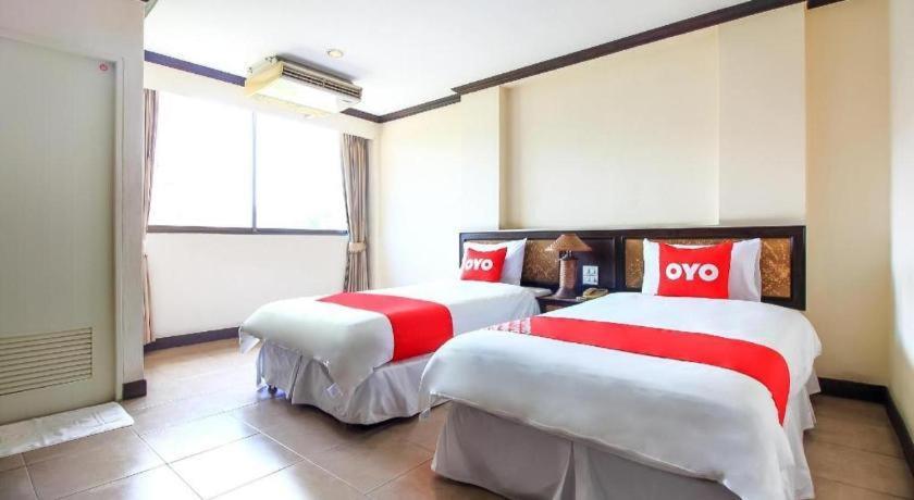 Hotel Oyo 383 White 2*