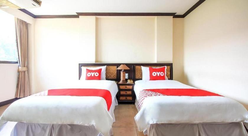 Hotel Oyo 383 White 2*